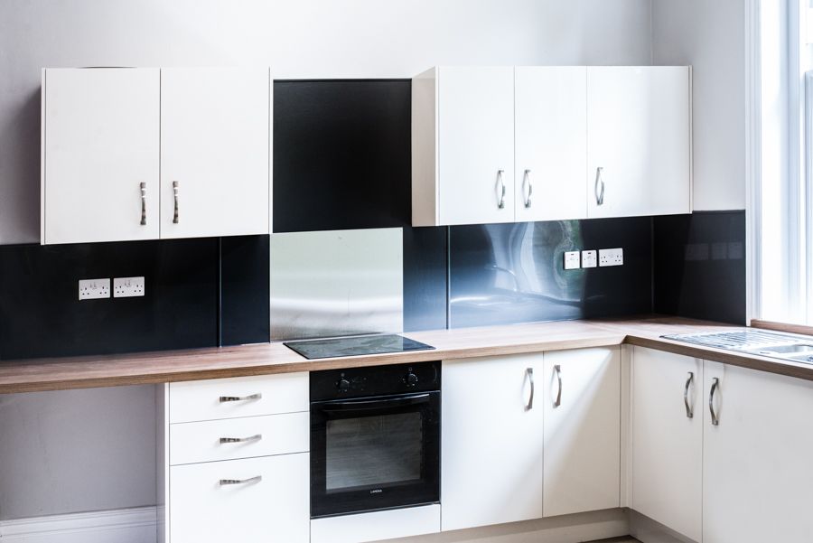A photo of a modern kitchen unit